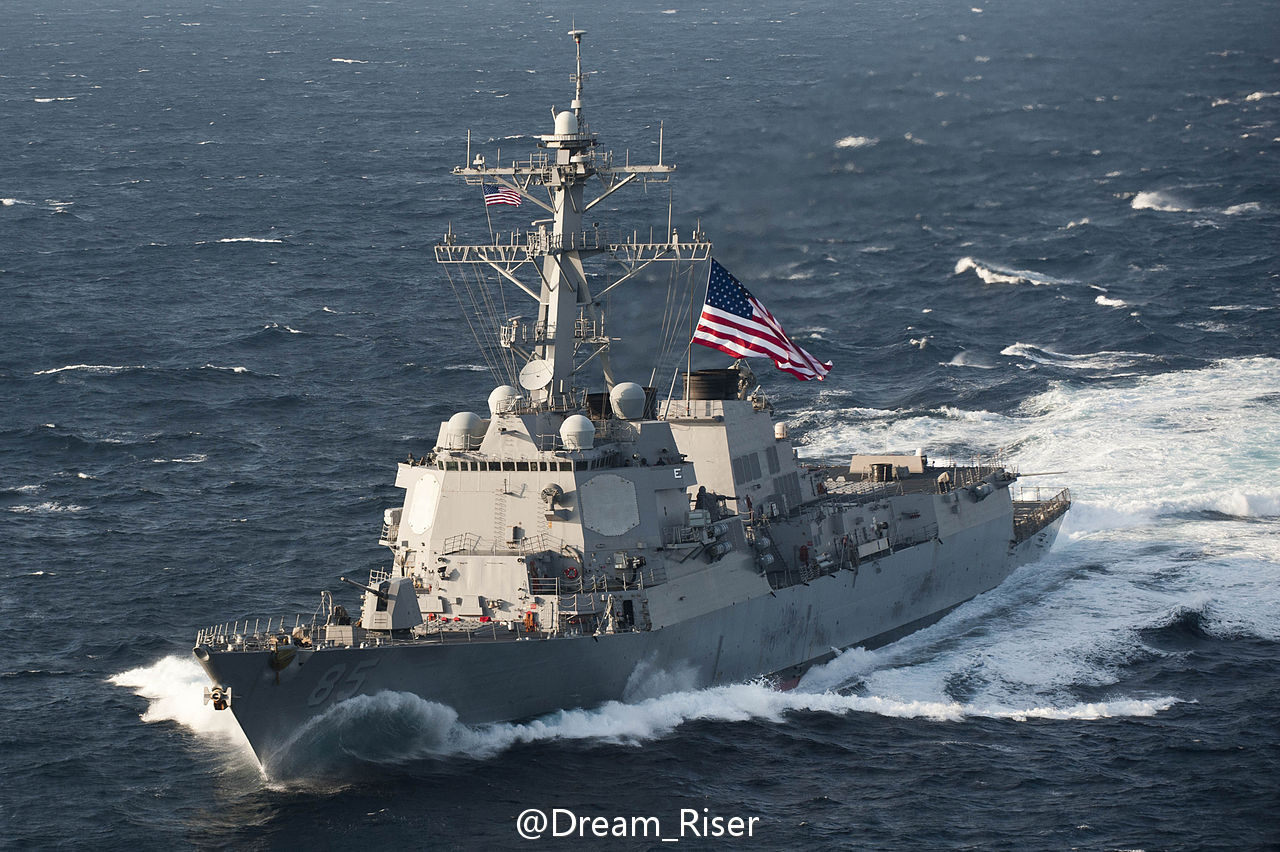 美国阿利.伯克级驱逐舰