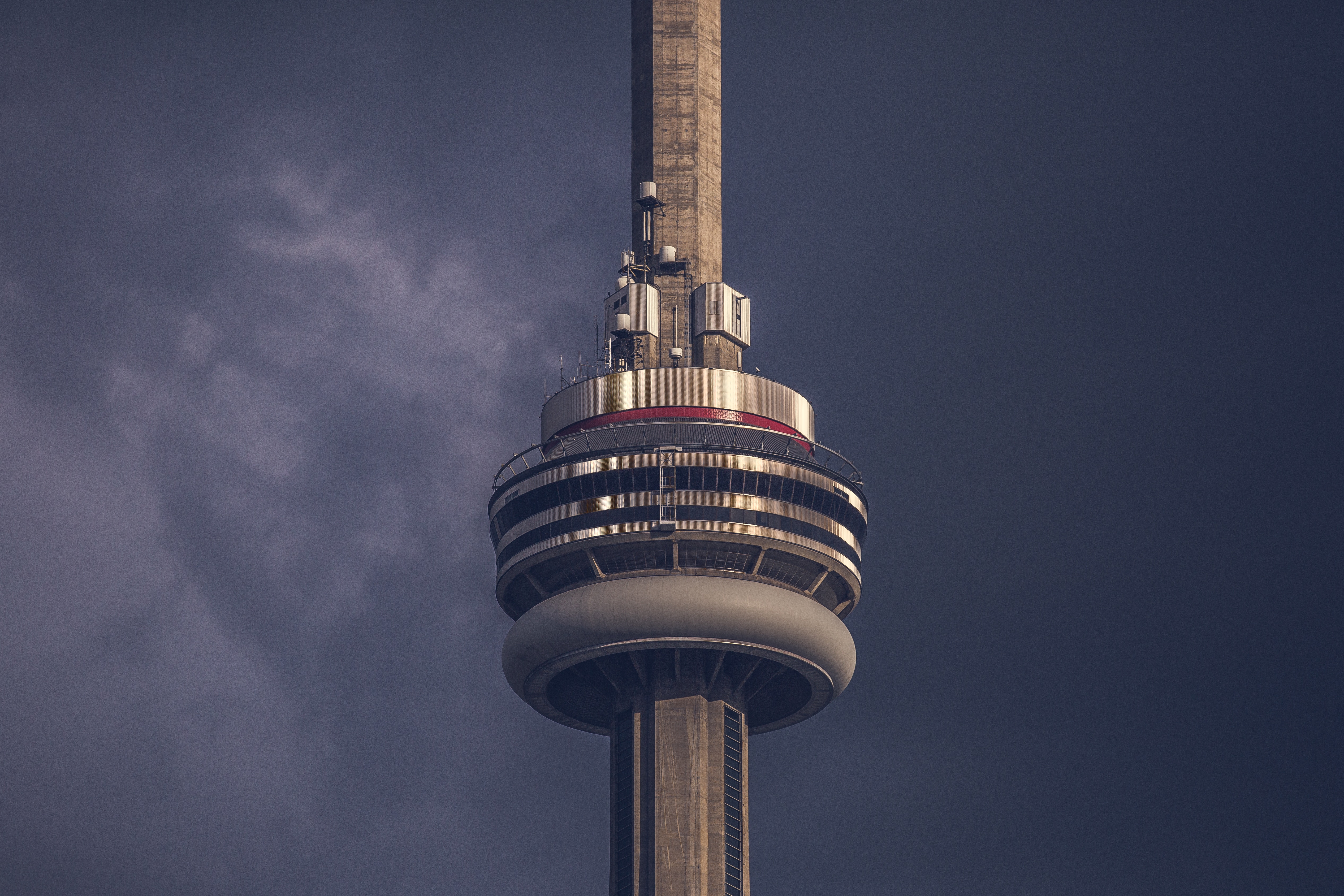  p>加拿大国家电视塔(the cn tower)又译 a href="#" data-lemmaid="