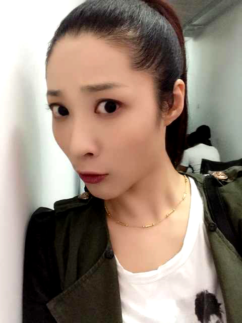  p data-id="gntp6khgvb">秦丽,出生于山东省青岛市,中国内地女演员