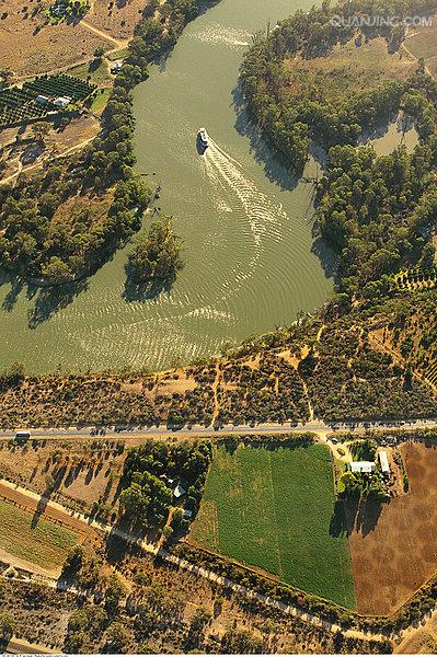  p>墨累河是 a target="_blank" href="/item/澳大利亚/146759" data