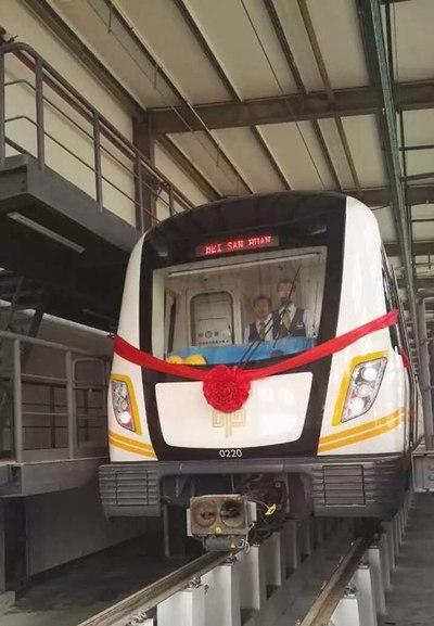  p>郑州地铁城郊线(zhengzhou metro suburban line),是郑州第三条