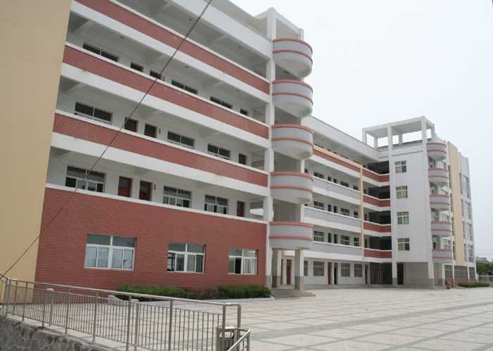 明光市第三中学