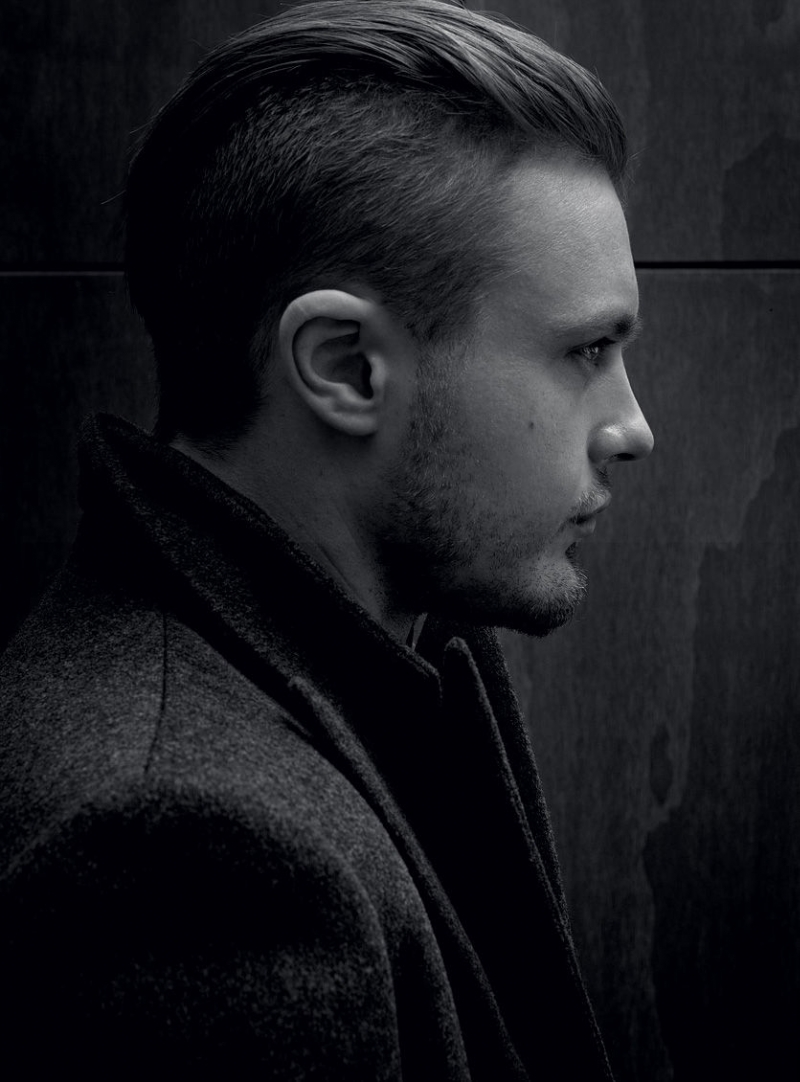  p>迈克尔·皮特 i>(michael pitt) /i>,1981年4月10日出生于美国