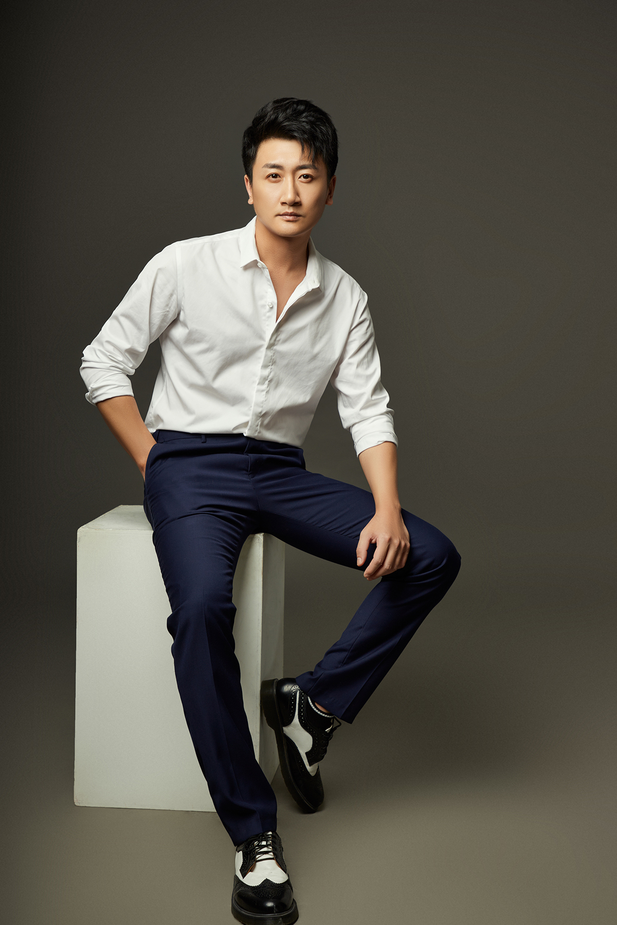  p>石天硕,1987年3月24日出生于黑龙江省黑河市北安市,中国内地影视男