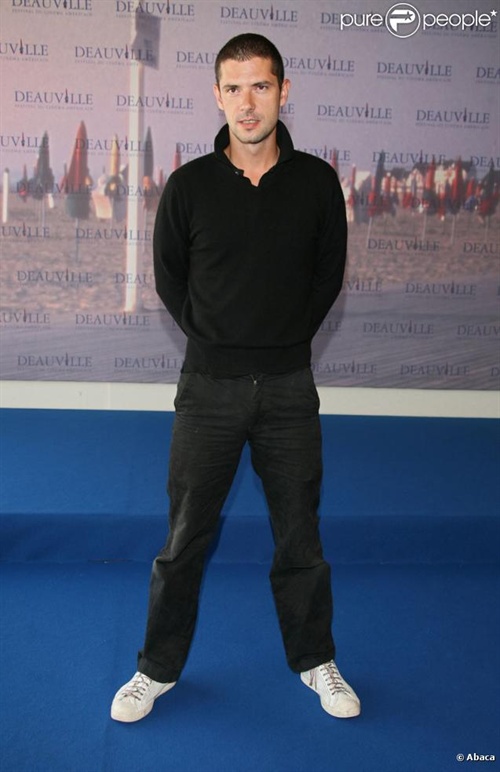  p>梅尔维尔·珀波(melvil poupaud),法国男演员.