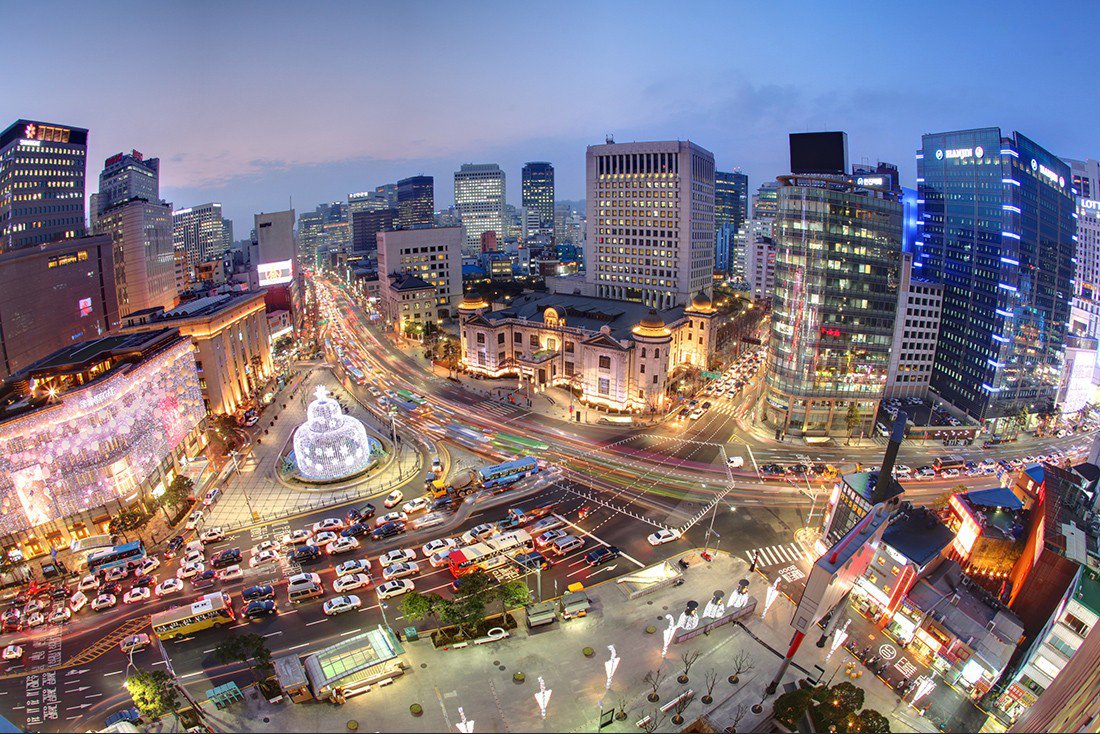  p>明洞(英语:myeong dong;韩语:      )位于首尔中区,是韩国代表性的