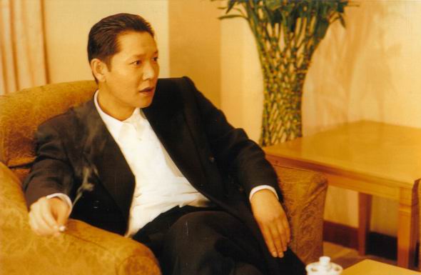 有限公司,上海歌德艺术有限公司等联合出品都市情感剧,该剧由唐洪根