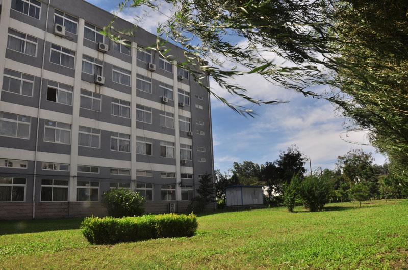 北京财经专修学院