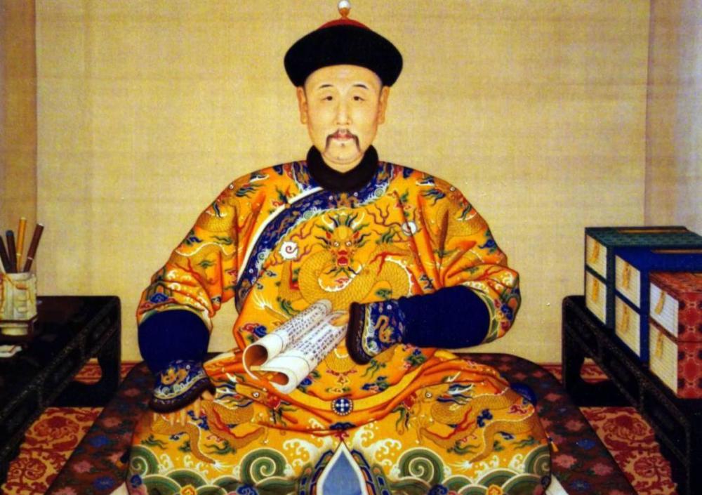 身份高贵，位高权重的索额图_百科TA说