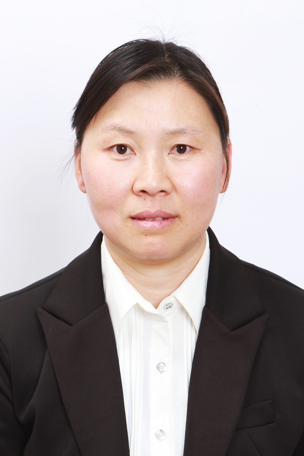 data-id="srgssk3mtopr">梁丽庆,现任玉溪市华宁县医疗保障局党组书记