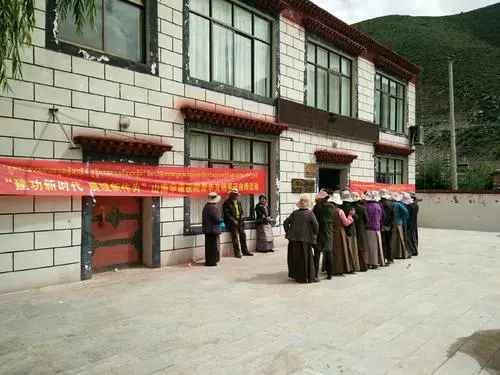  p>白堆乡,隶属于西藏自治区山南市桑日县,地处 a target="_blank"