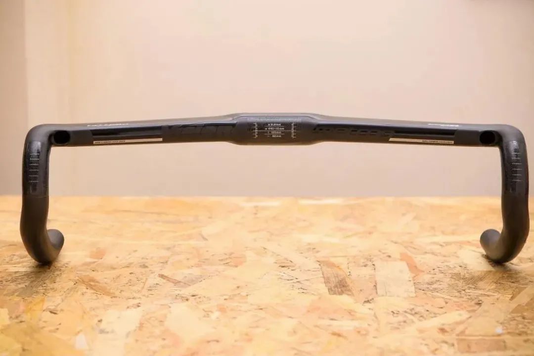 TRIMAX CARBON AERO ACR HANDLEBAR未使用