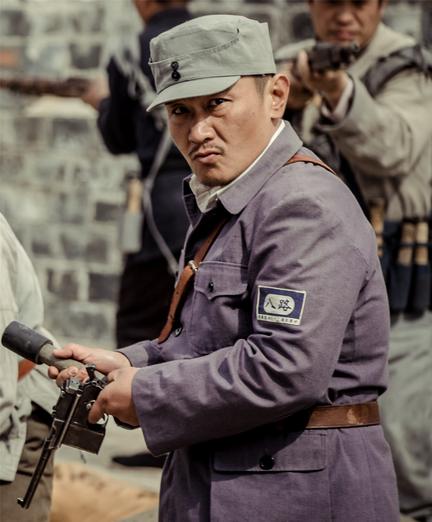  p>李戈,演员,作品有《巨浪》,《 a target="_blank" href="/item