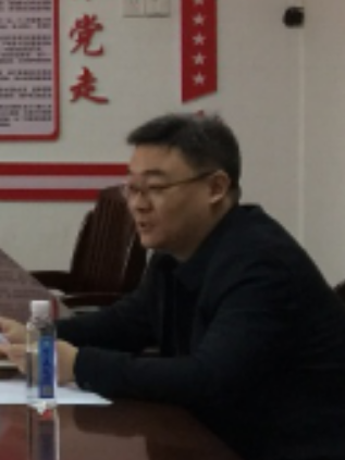 周磊