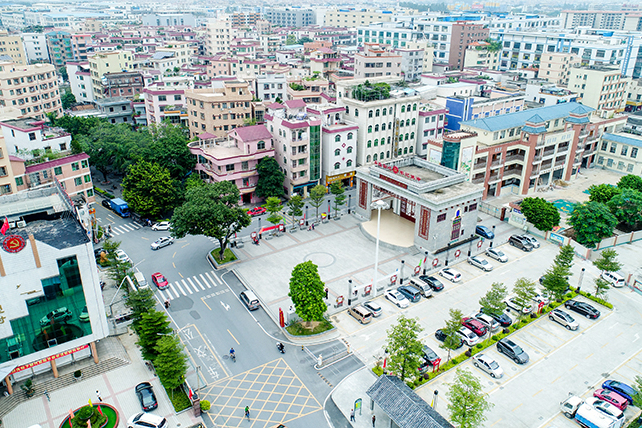 张槎街道,隶属于广东省 a target="_blank" href="/item/佛山/200343"