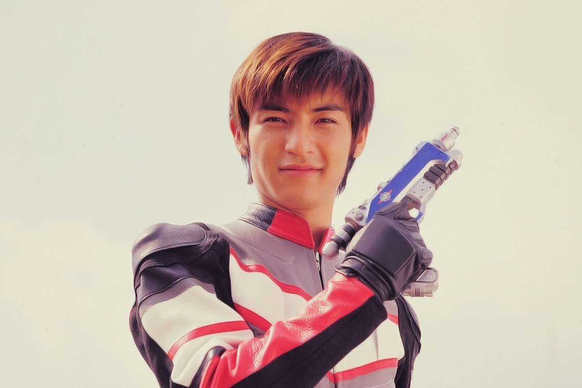 飞鸟信,日本特摄剧《 a target="_blank" href="/item/戴拿奥特曼