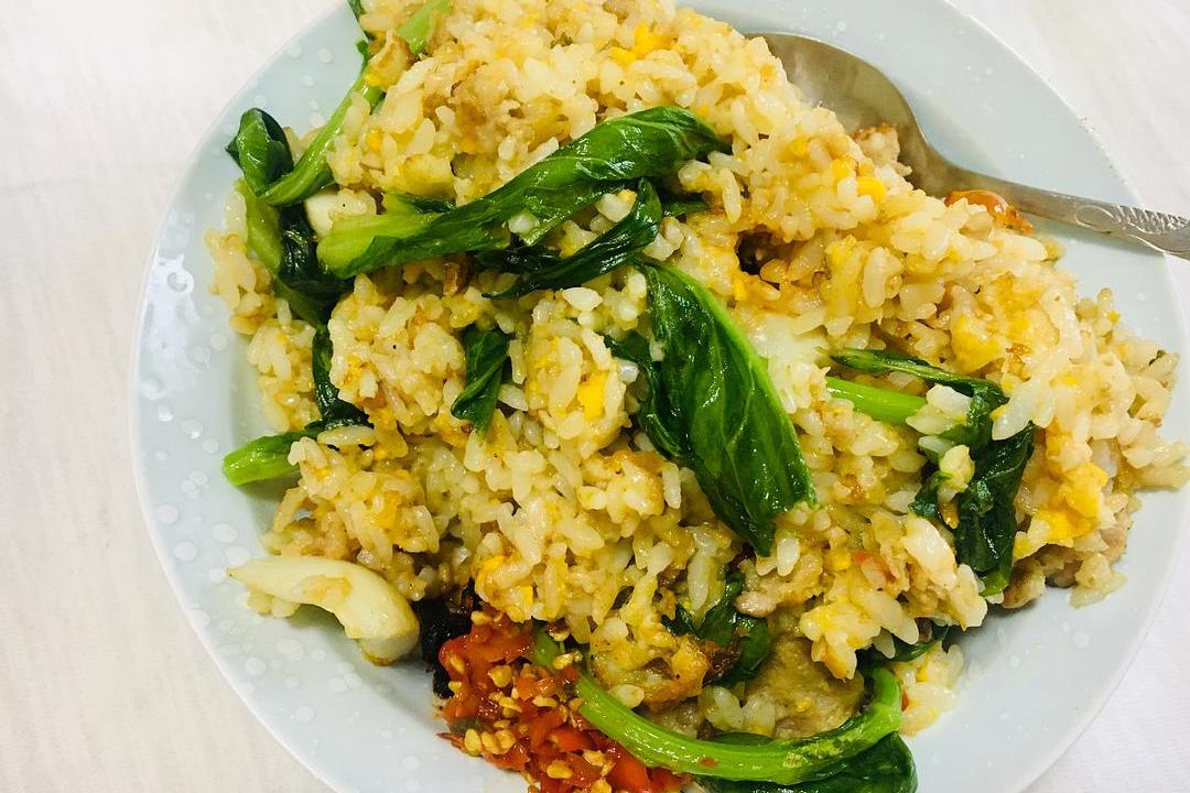 猪肉白菜蛋炒饭