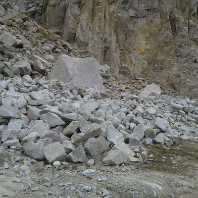  p data-id="ss7jjlk9mijk">山皮石,也叫 a target="_blank" href="