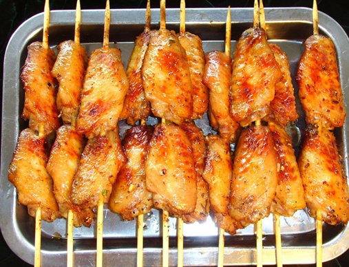 蜜汁香烤翅中
