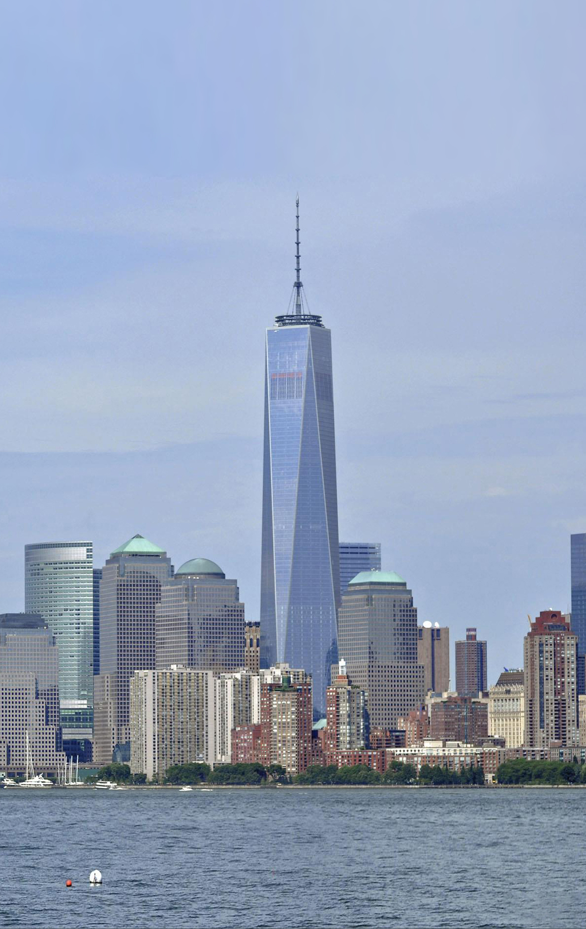 ">世界贸易中心一号楼(1 world trade center),原称"自由塔"(freedom