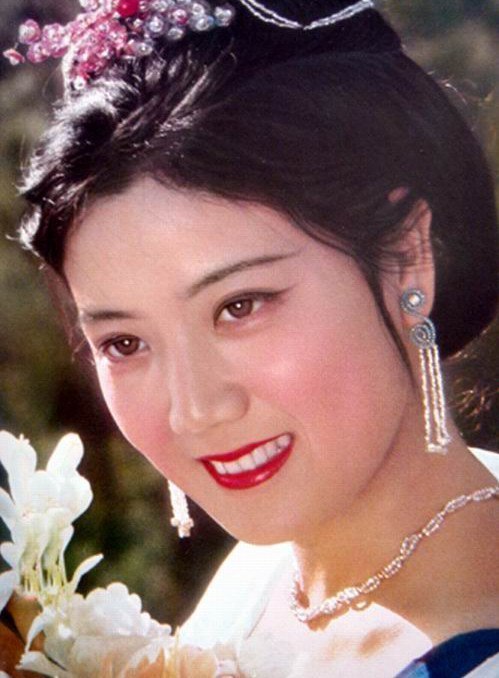  /p> p>1984年,吴玉芳因出演电影《 a target="_blank" href="/item