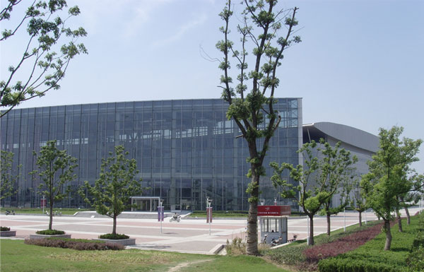  p>芜湖国际会展中心位于安徽省芜湖市弋江区,是芜湖2006年城市建设的