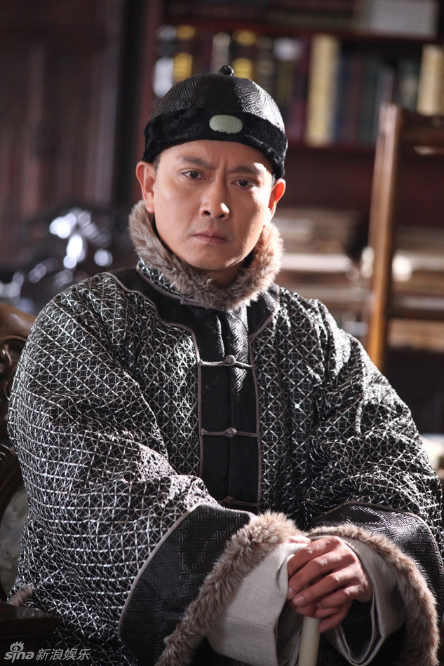  /p> p>1989年以全职话剧演员身份出道.