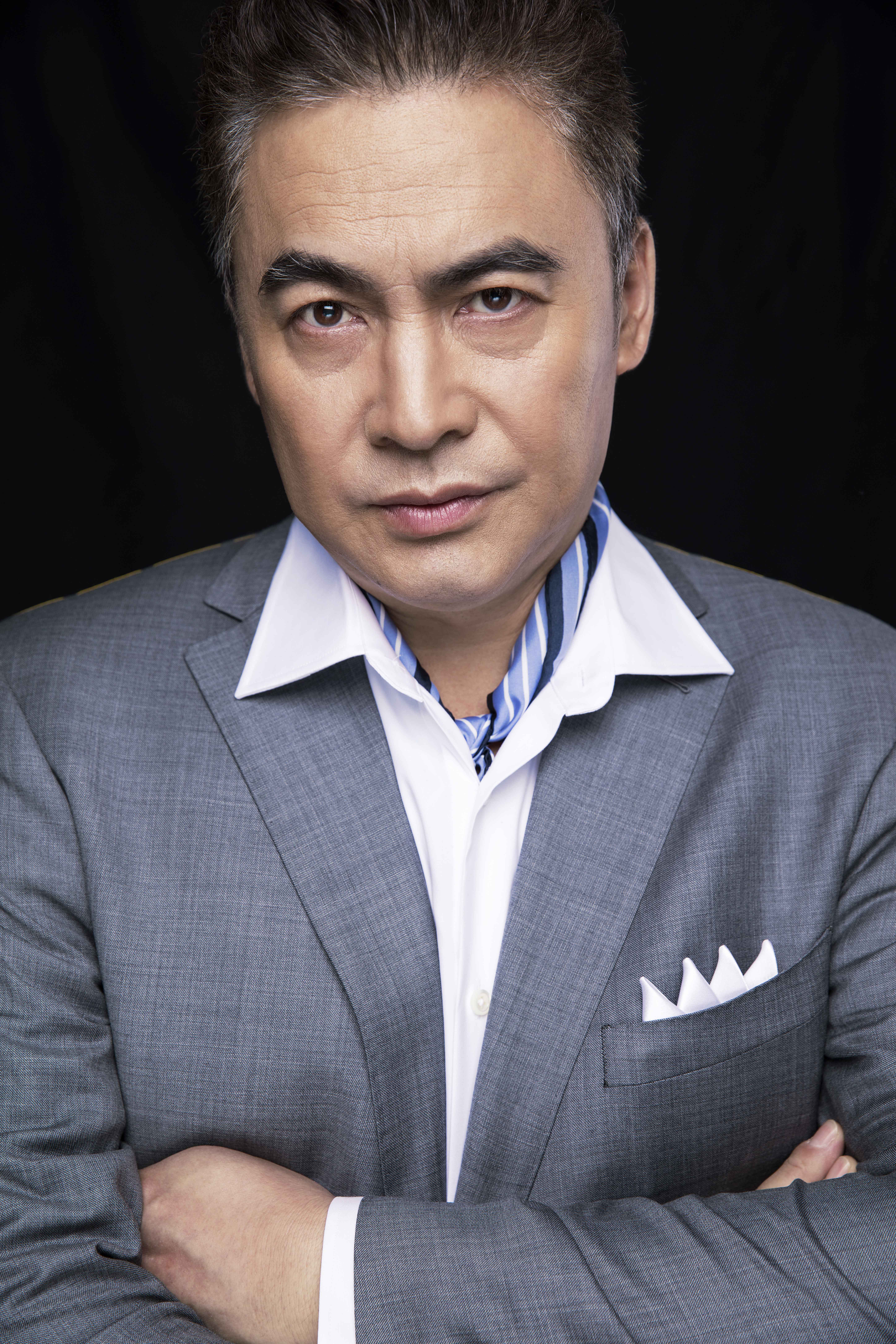 "gnt1nzefwh">施大生,1965年5月23日出生于河北省,中国内地影视男演员