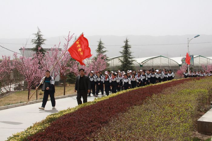甘肃省秦安县第一中学