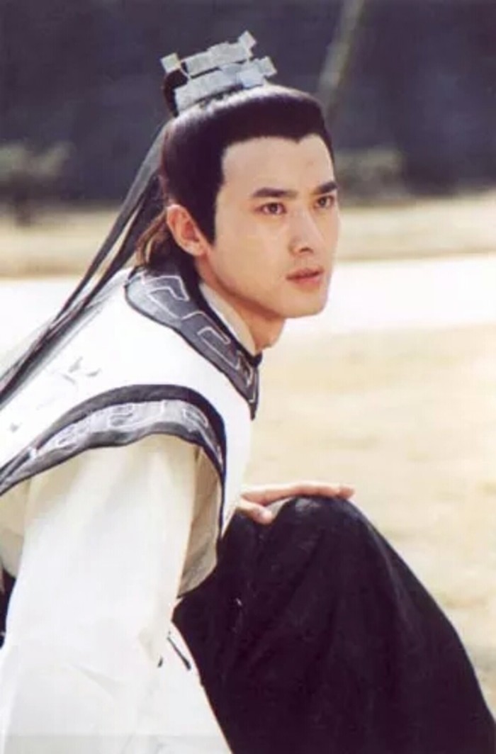 市,中国内地演员,制片人,商人,毕业于上海戏剧学院表演系93级本科班