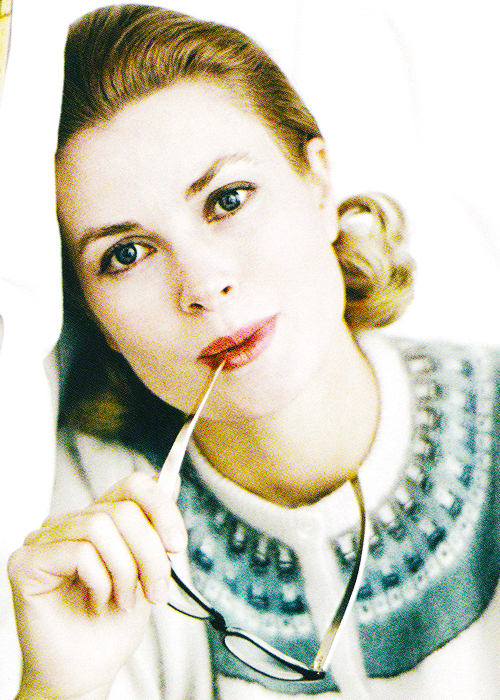  p>格蕾丝·凯利(grace kelly,1929年11月12日―1982年9月14日),出生
