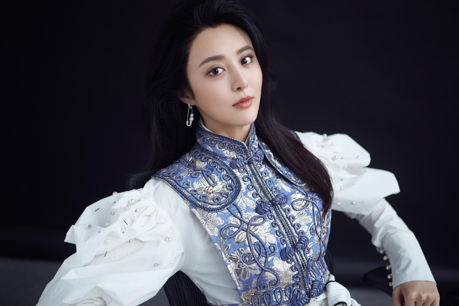 "go1b502hng">甘露,1988年9月16日出生于江西省南昌市,中国内地女演员