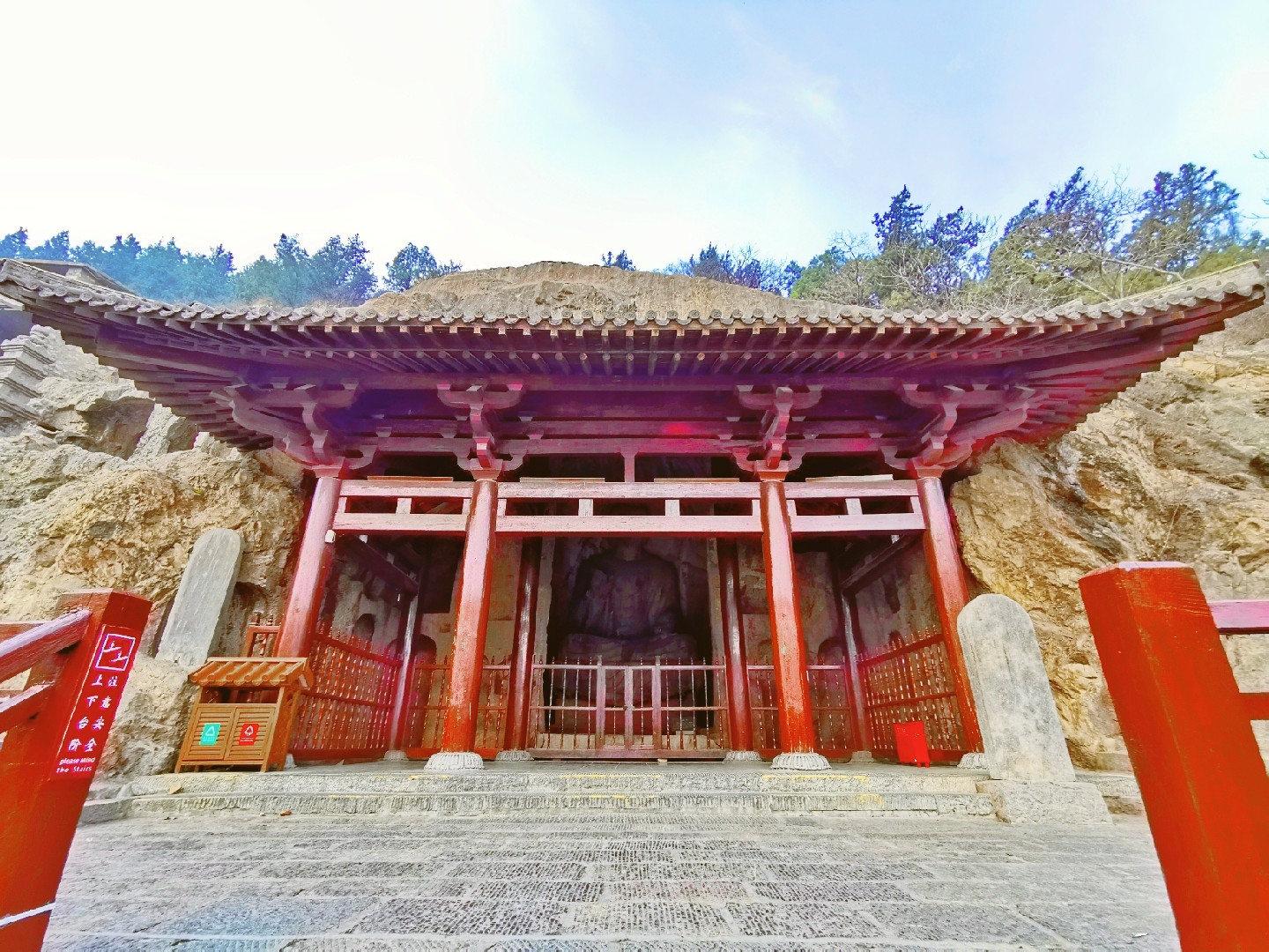 洛阳市龙门石窟景区