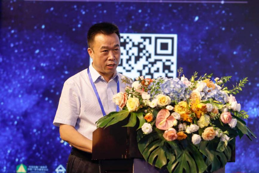  p data-id="sobfkxt4zxby">邵红刚,男,1974