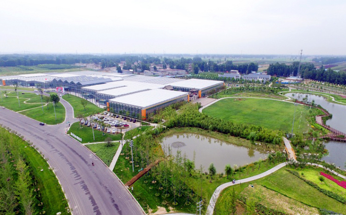 data-ctrid="2cnvalebnvr">鄢陵建业绿色基地位于河南省许昌市鄢陵县