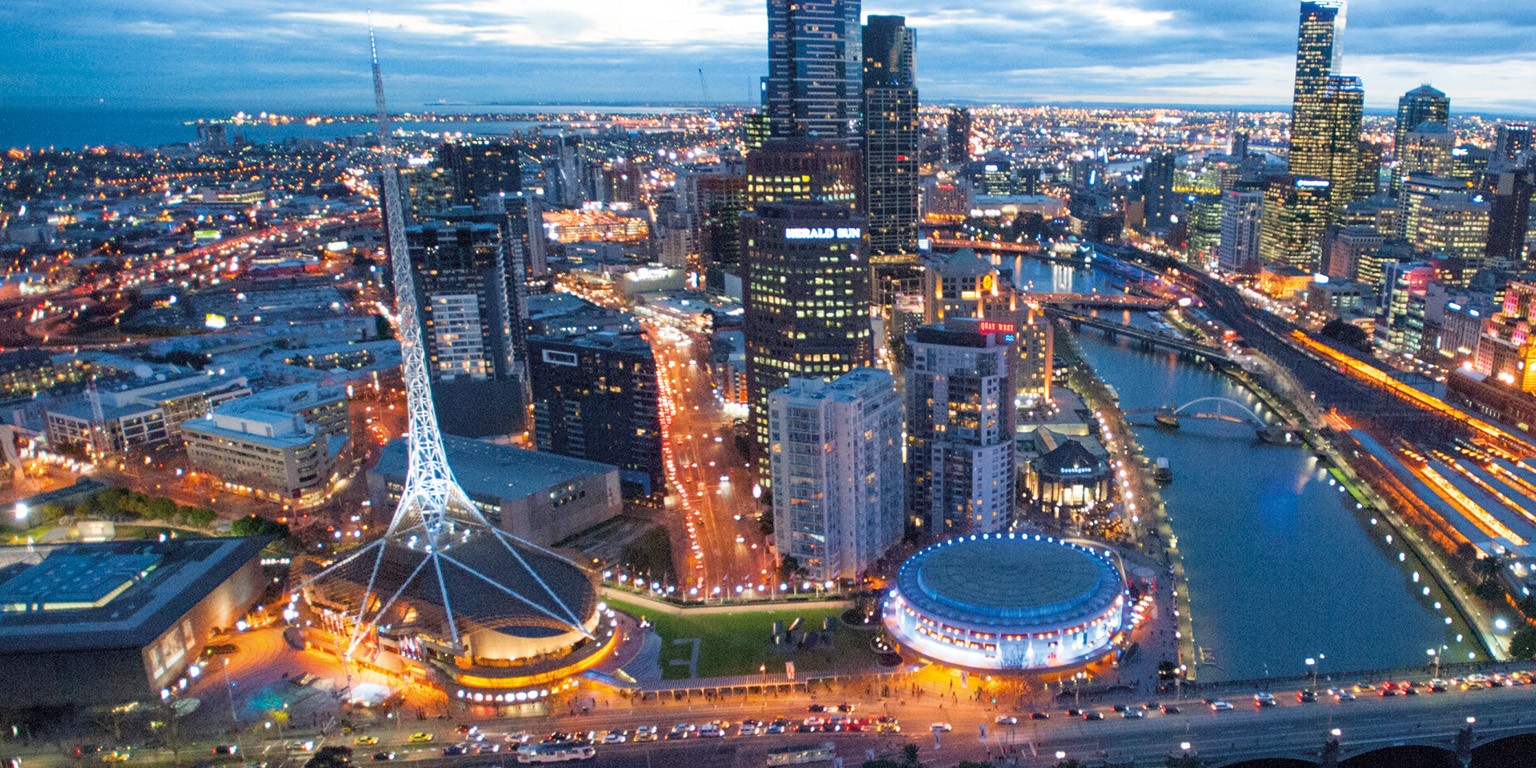centre),也被叫做墨尔本艺术中心(arts centre melbourne),由维多利亚