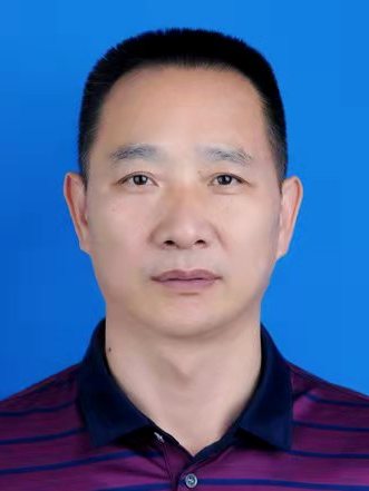  p>王荣华,现任湖南省衡阳市城市管理和综合执法局党委委员,副局长.