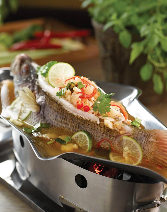  p>青柠檬鲈鱼是一道由鲈鱼,青柠檬等食材制成的食品. /p>