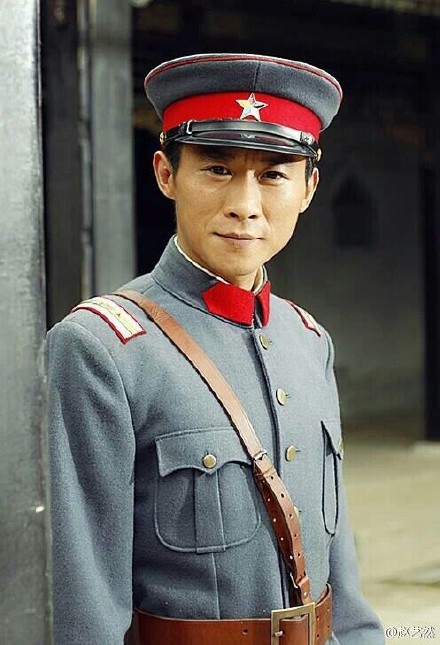 游本昌老师拍电视剧《 a target="_blank" href="/item/了凡/7471710"