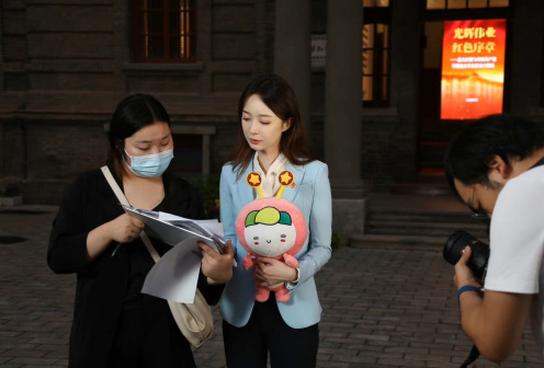 张扬参加青年大学习