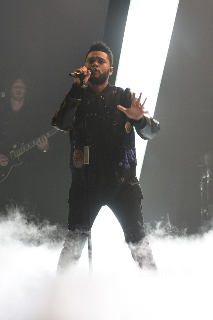  p>威肯(the weeknd),原名阿贝尔·马可尼恩·特斯法耶(ab  l makkon