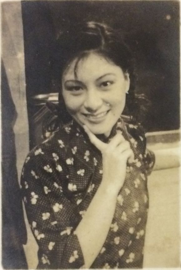 白虹(1920年2月24日-1992年5月28日),原名白丽珠,民国时期著名女歌唱