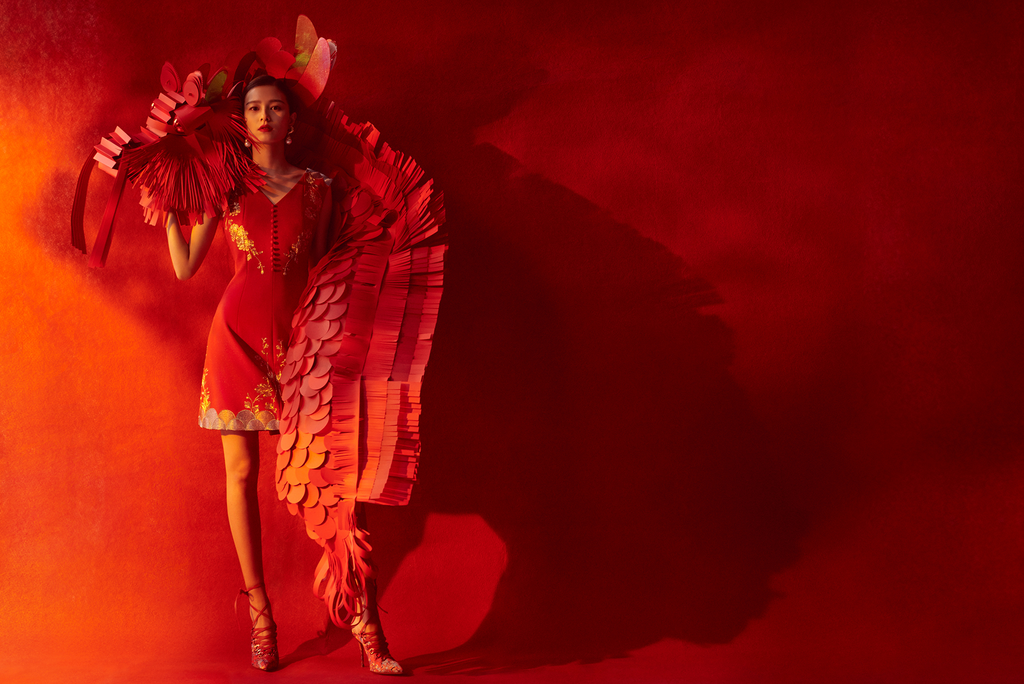 data-lemmaid="11968">80后 /a>,中国著名时尚摄影师