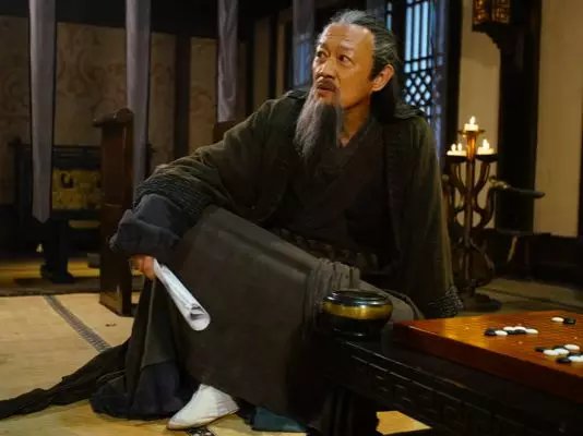 “叛逆戏骨”金士杰：一句话戳哭天下父女的男人，活得有多刚？_百科TA说