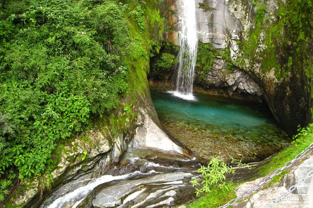  p data-id="gnfh4i1c2g">清碧溪是位于苍山圣应峰和 a target="