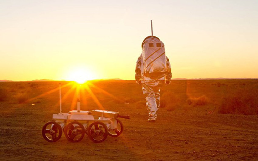  p>《火星任务》是博伟电影公司于2000年发行的一部 a target="_blank