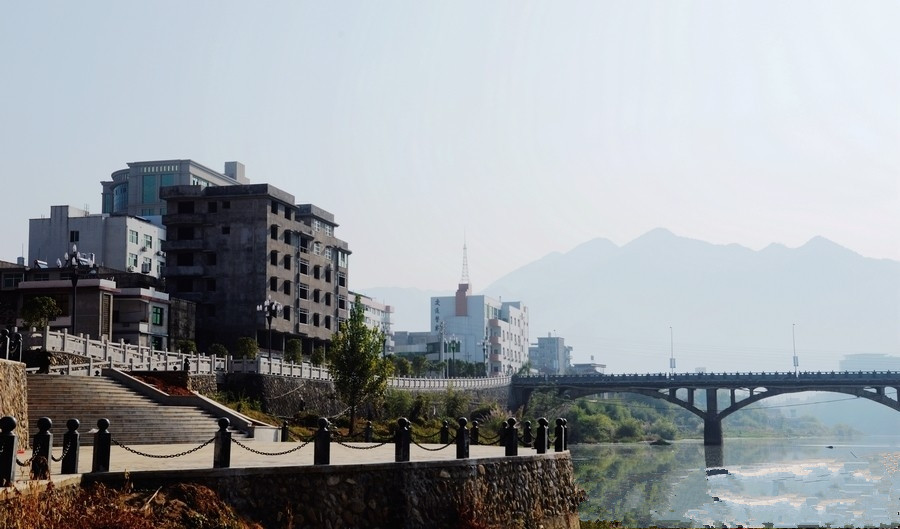  p data-id="gnbaq8enc1">松源街道,隶属于福建省南平市松溪县,地处 a