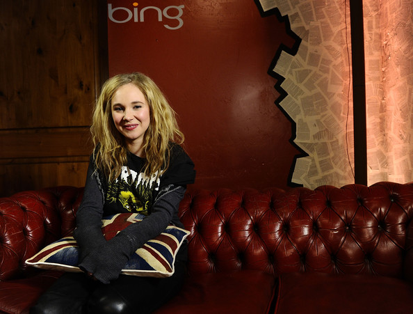  p>朱诺·坦普尔 i>(juno temple) /i>,1989年7月21日出生于英国伦敦