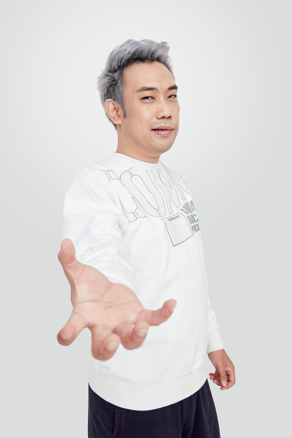 囚徒,来自辽宁,本名张潇, a target="_blank" href="/item/ig电子竞技