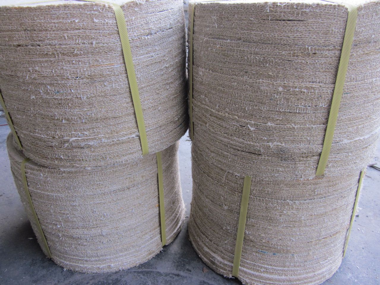  p>抛光麻轮,又称为麻抛光轮,麻纤维抛光轮.